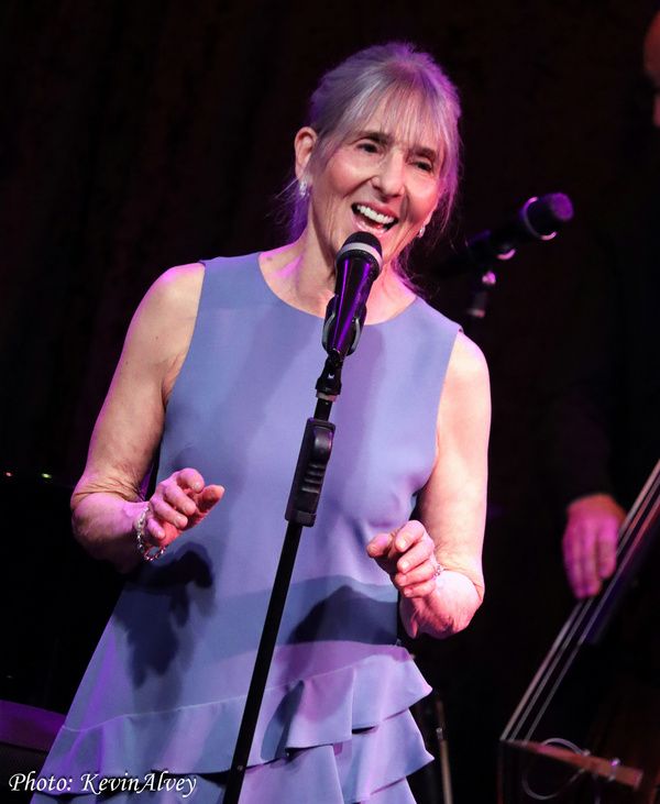 Loni Ackerman Photo