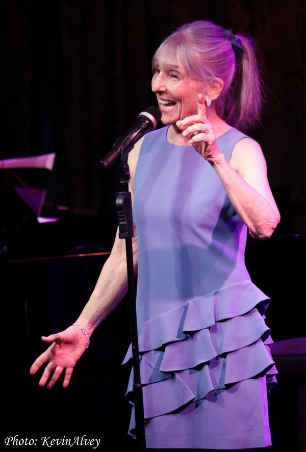 Loni Ackerman Photo