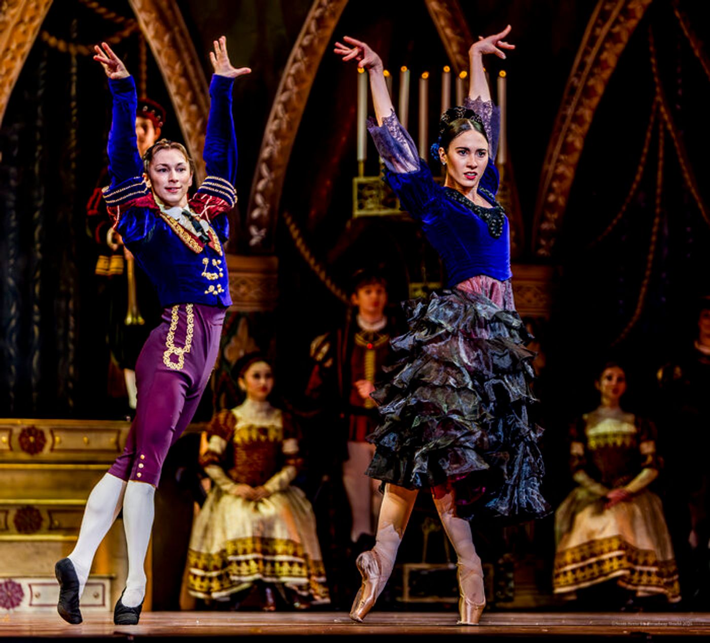 Review/Photos: SWAN LAKE at Academy Of Music  Image