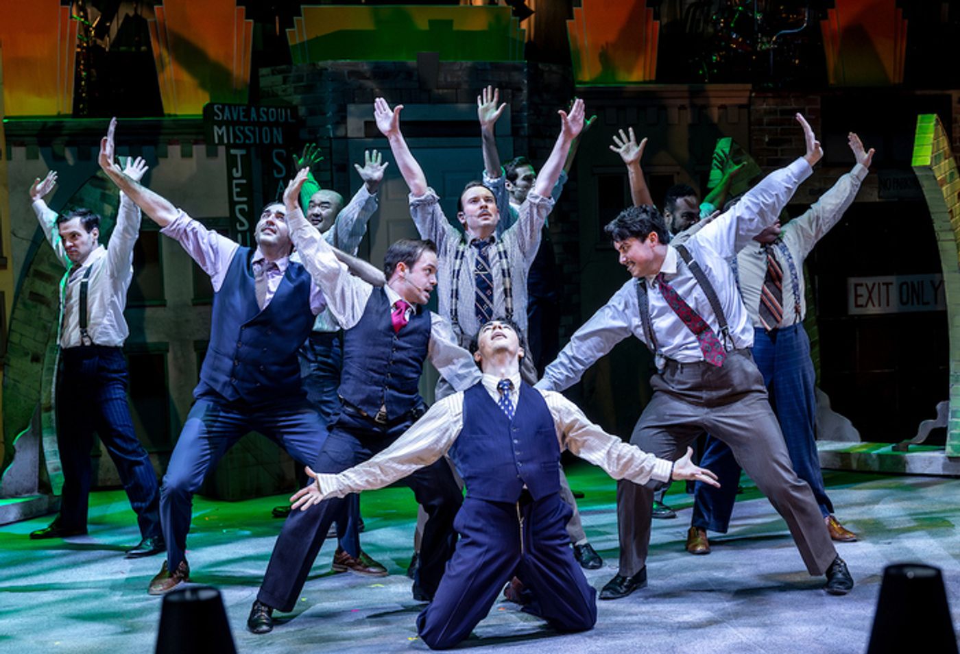 Photo: GUYS AND DOLLS At Music Theater Works Photo: GUYS AND DOLLS At Music Theater Works Image