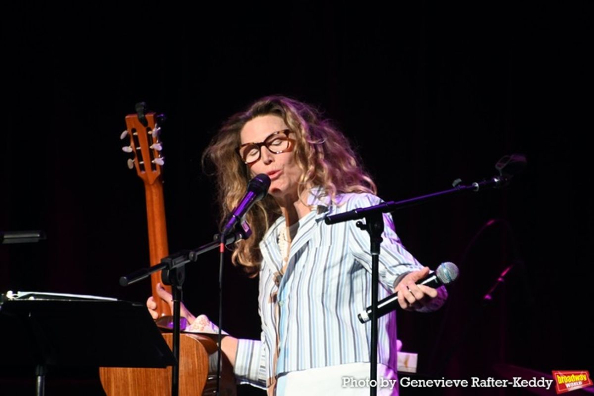 Sophie B. Hawkins at 
