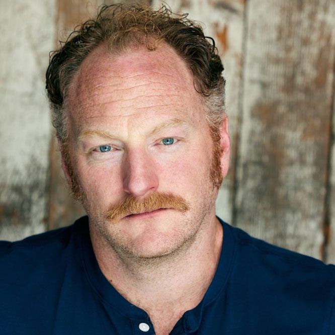 Meet the Cast of GOOD NIGHT, AND GOOD LUCK, Now in Previews on Broadway  Image