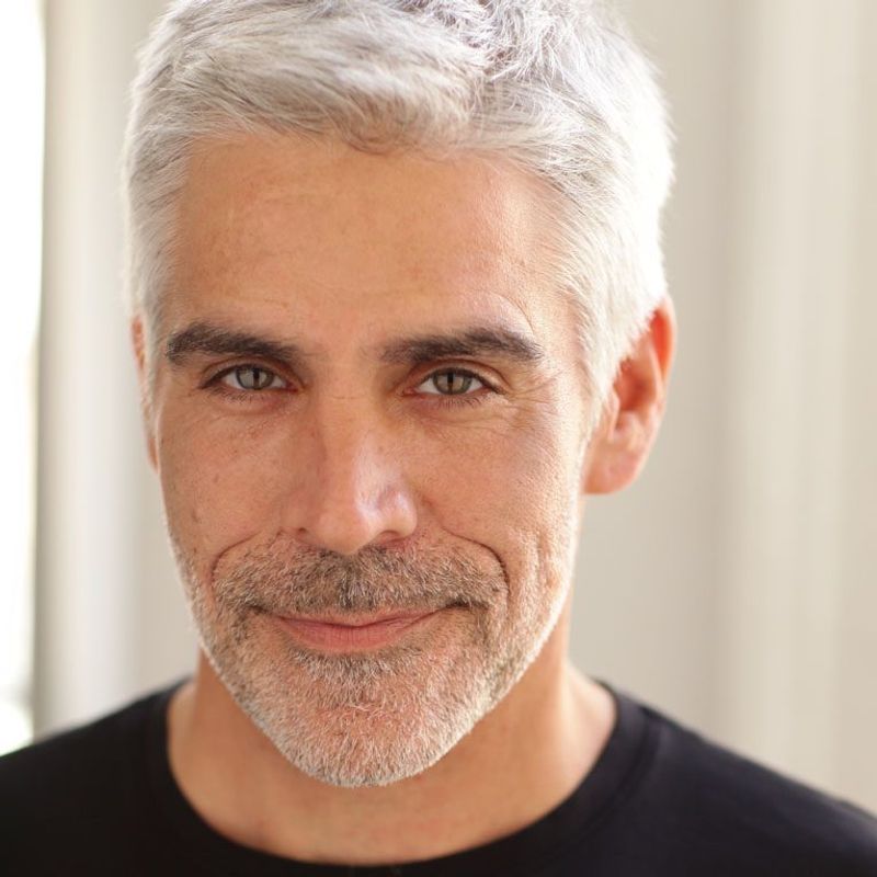 Meet the Cast of GOOD NIGHT, AND GOOD LUCK, Now in Previews on Broadway Image