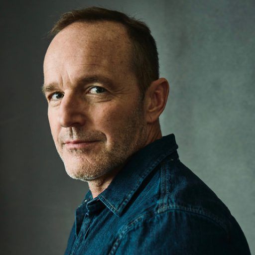 Meet the Cast of GOOD NIGHT, AND GOOD LUCK, Now in Previews on Broadway  Image