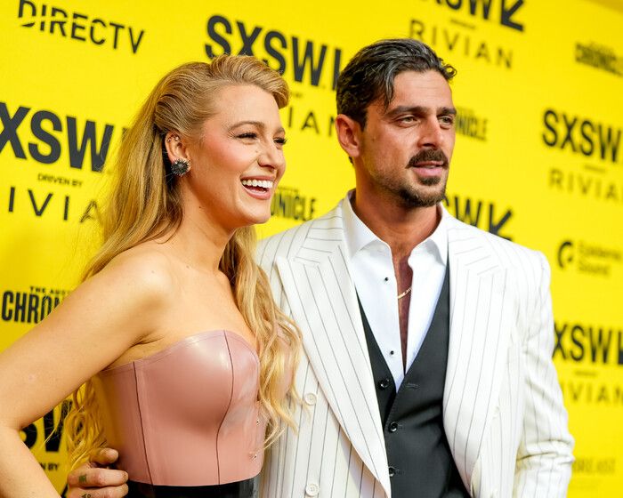 Photos: Andrew Rannells & More Attend ANOTHER SIMPLE FAVOR Premiere — photo 40 of 55