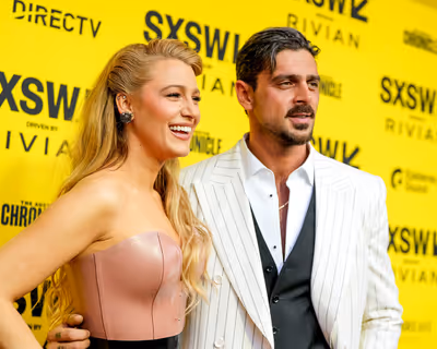 Blake Lively and Michele Morrone  Photo
