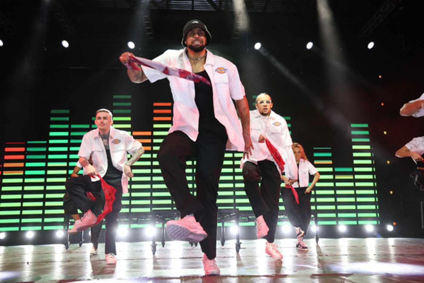 Photos: Dance Stars Take Center Stage At MOVE IT 2025: A 20-Year Celebration Of Dance Photos: Dance Stars Take Center Stage At MOVE IT 2025: A 20-Year Celebration Of Dance Image