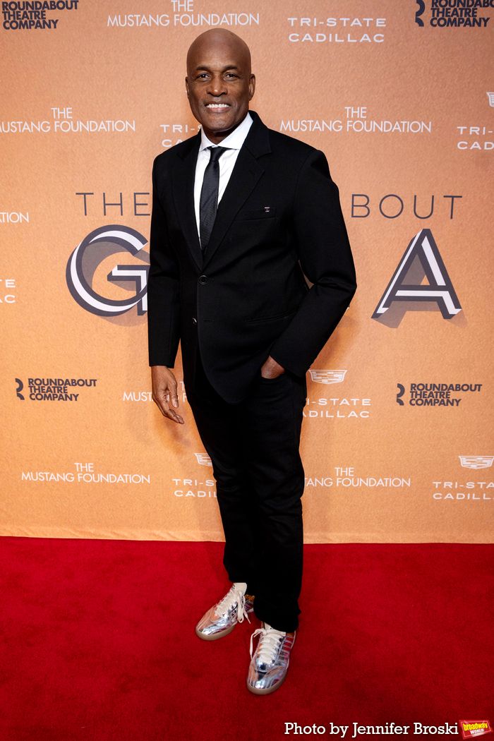 Photos: Roundabout Honors Danny DeVito at 2025 Gala — photo 54 of 80