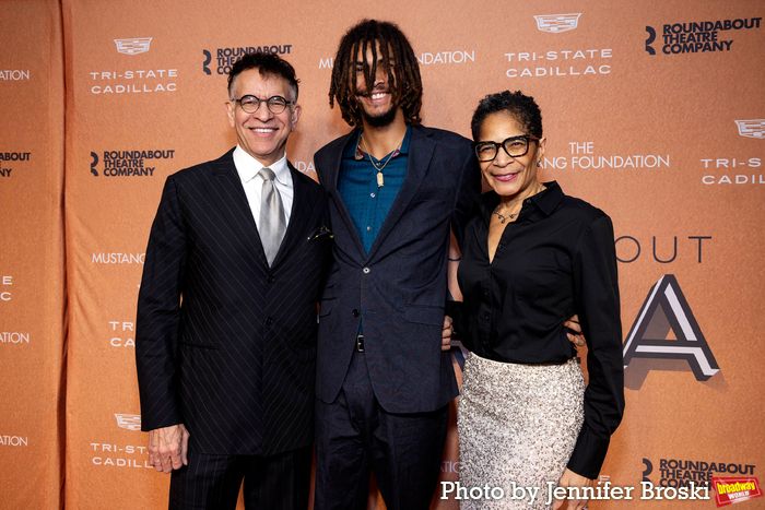 Photos: Roundabout Honors Danny DeVito at 2025 Gala — photo 80 of 80