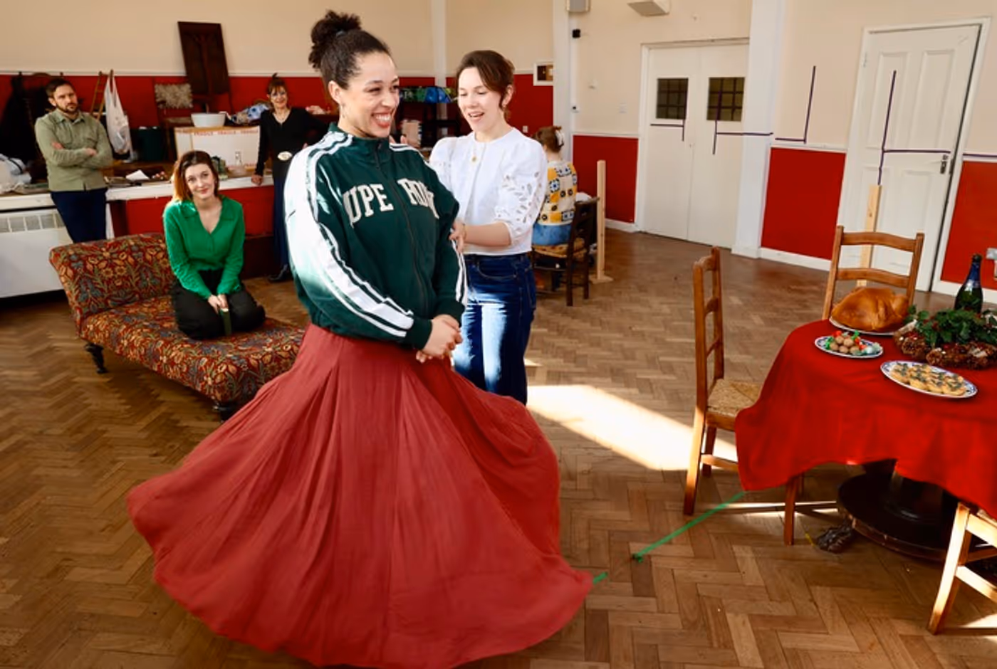 Photos: LITTLE WOMEN UK Tour In Rehearsal Photos: LITTLE WOMEN UK Tour In Rehearsal Image
