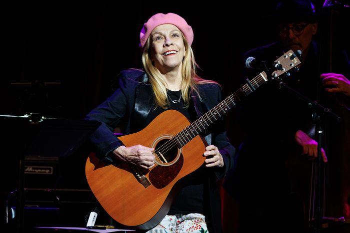 Review: JUDY COLLINS & FRIENDS: 85 YEARS OF PROTEST & MUSIC Stuns at The Town Hall Image