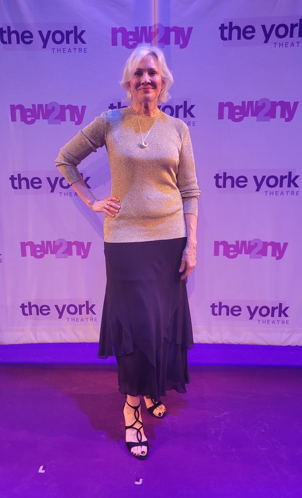 Stevie Holland Photo