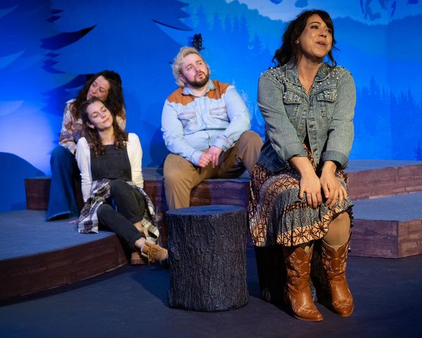 Kaite Corda (right) with Sheri Sanders, Em Kramm & Mason Andrew Photo