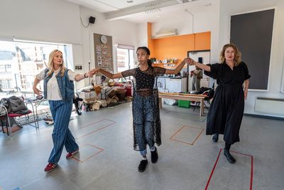 KATHERINE KINGLSEY, NICOLE SAWYERR AND ANNA CHANCELLOR Photo