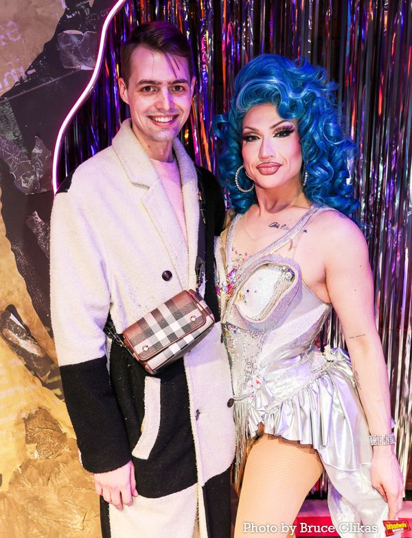 Nick Smith and Lagoona Bloo Photo