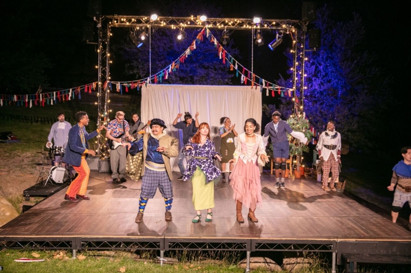 Interview: David Melville His New Solo Show HAMLET (SOLUS) Interview: David Melville His New Solo Show HAMLET (SOLUS) Image