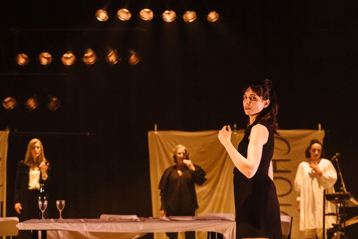 Photos: Tuppence Middleton in THE YEARS at the Harold Pinter Theatre — photo 2 of 11