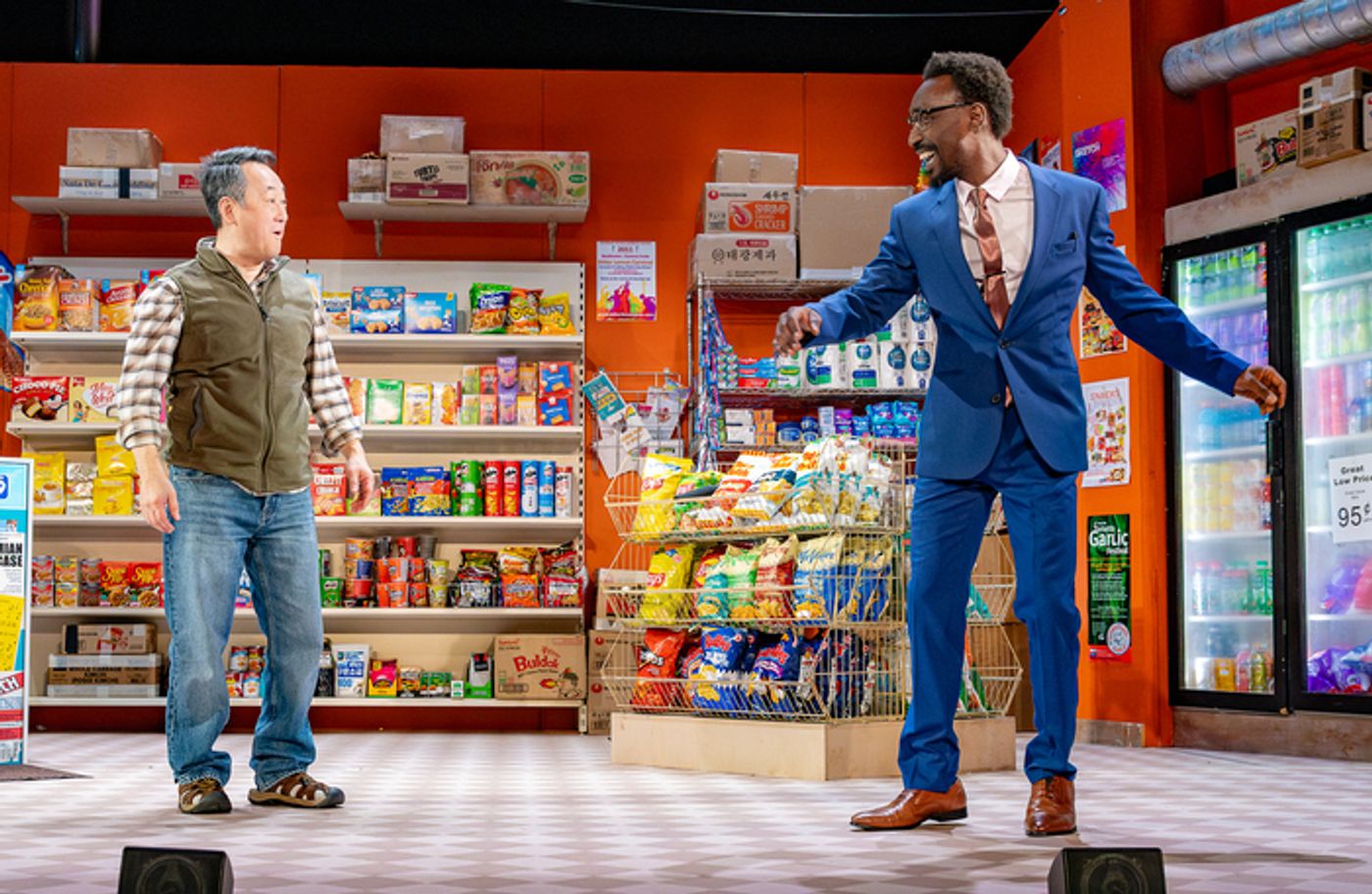 Photos: KIM'S CONVENIENCE UK Tour First Look  Image