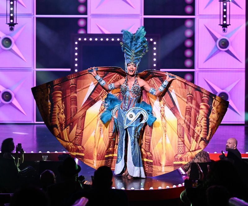 Photos: RuPaul & Cast Celebrate 1000th Show of 'RuPaul’s Drag Race LIVE!' — photo 6 of 55