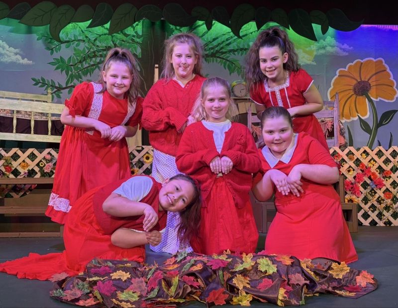 Review: FROG AND TOAD KIDS at Red Curtain Theatre Review: FROG AND TOAD KIDS at Red Curtain Theatre Image