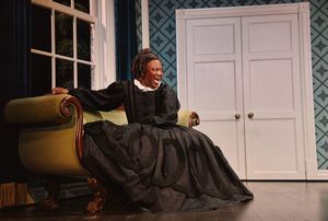 Tituss Burgess Photo