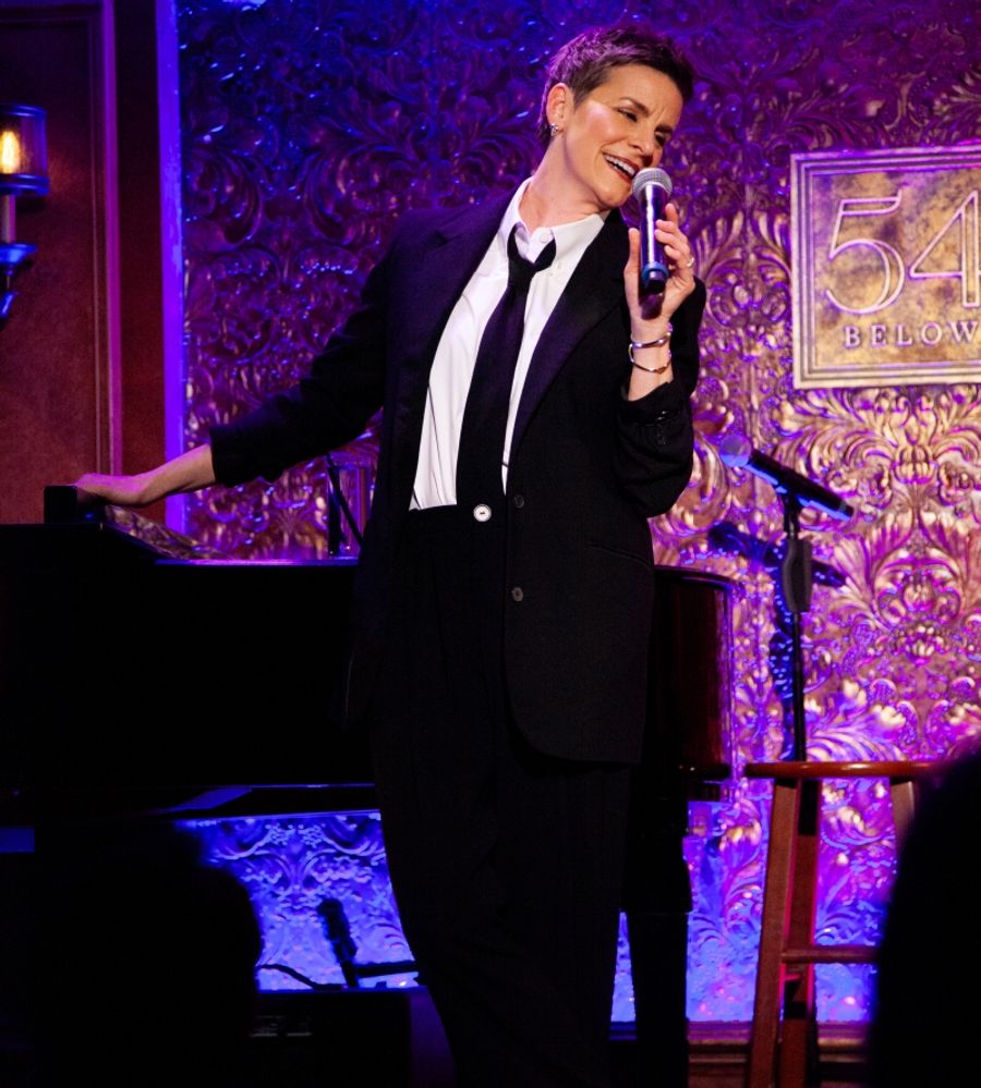 Review: JENN COLELLA Back In The Basement With Broadway At 54 Below Image