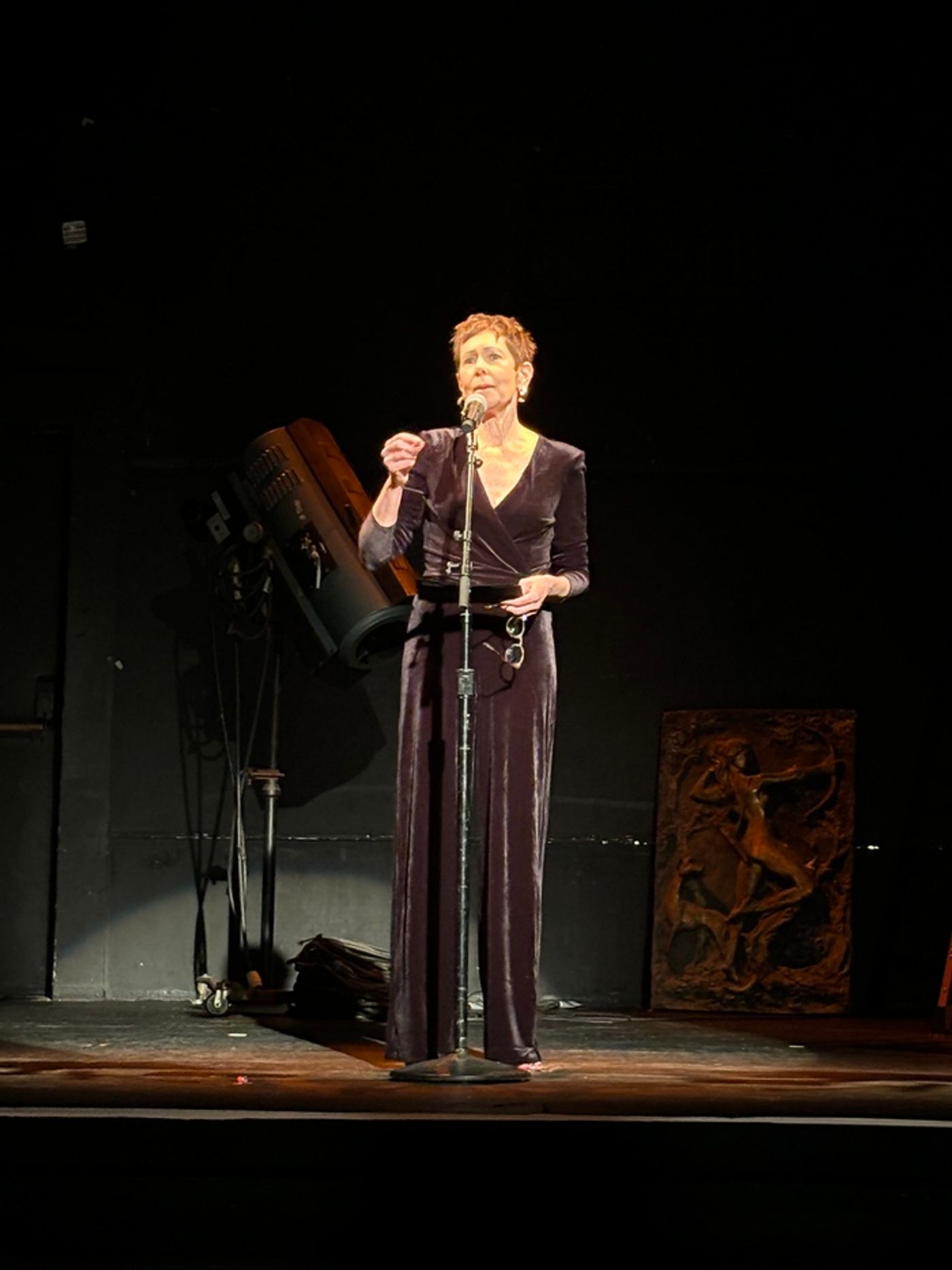 Exclusive: Inside THE DIRTY DUTCHESS with Andréa Burns, Darius de Haas and More  Image