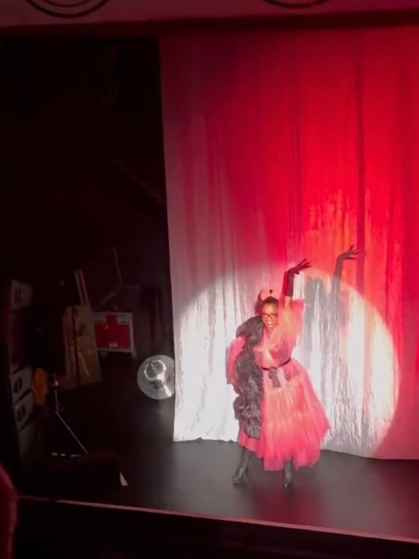 Exclusive: Inside THE DIRTY DUTCHESS with Andréa Burns, Darius de Haas and More  Image