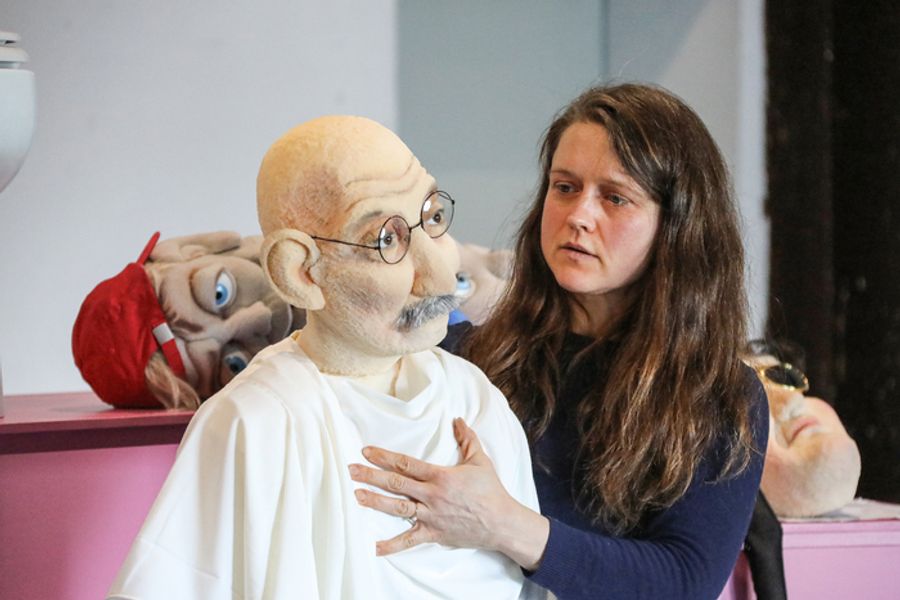 Photos: Upstairs at the Gatehouse Shares DEATH ON THE THRONE Rehearsal Photos Image