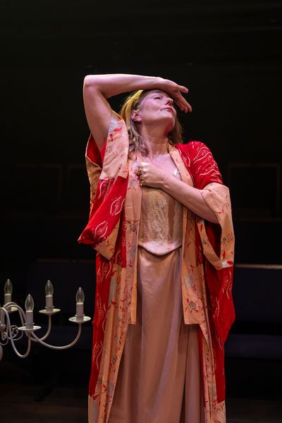 Anna Chancellor Photo