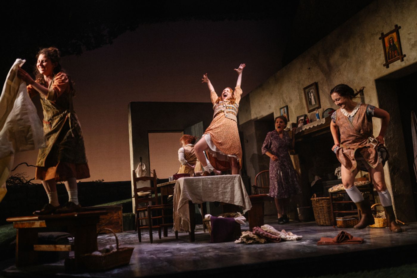 Photos: DANCING AT LUGHNASA at Asolo Repertory Theatre Photos: DANCING AT LUGHNASA at Asolo Repertory Theatre Image