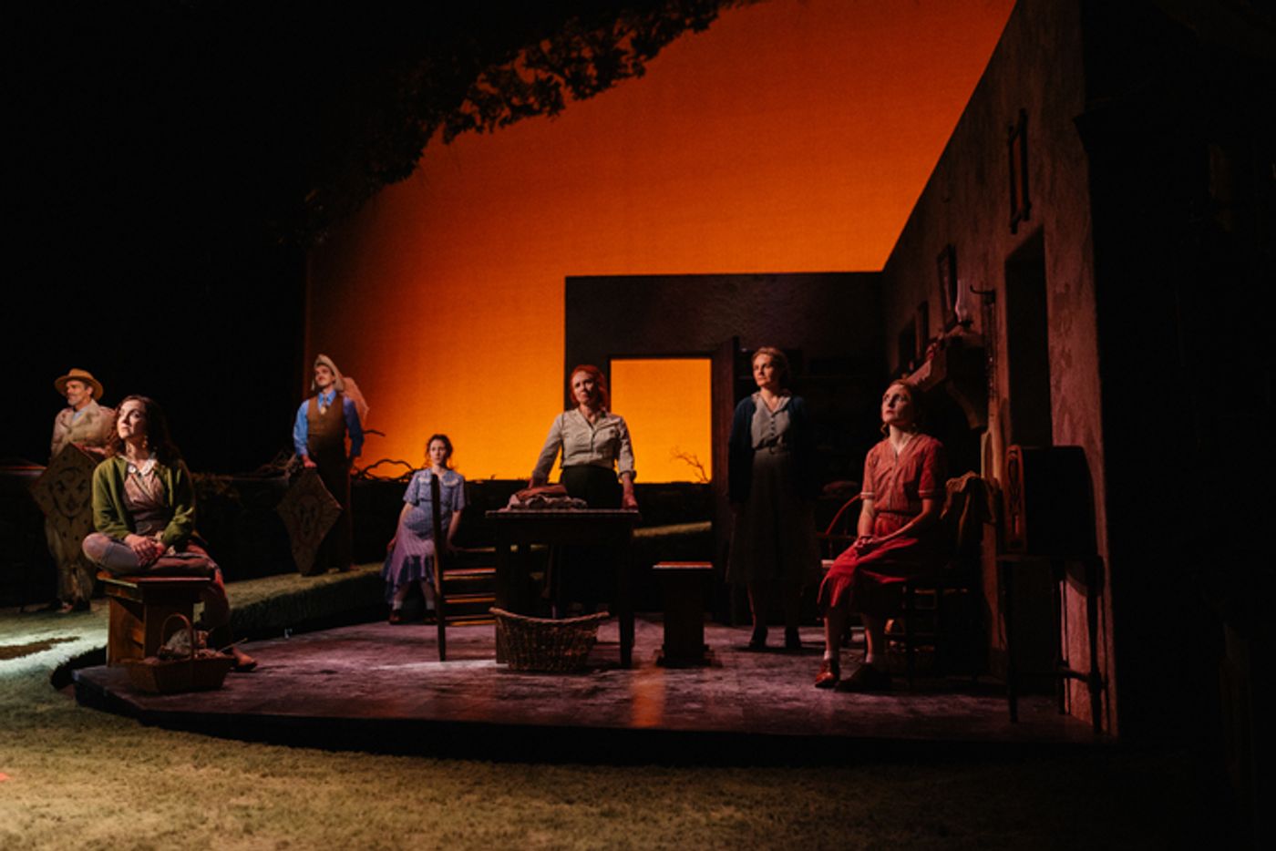 Photos: DANCING AT LUGHNASA at Asolo Repertory Theatre Photos: DANCING AT LUGHNASA at Asolo Repertory Theatre Image