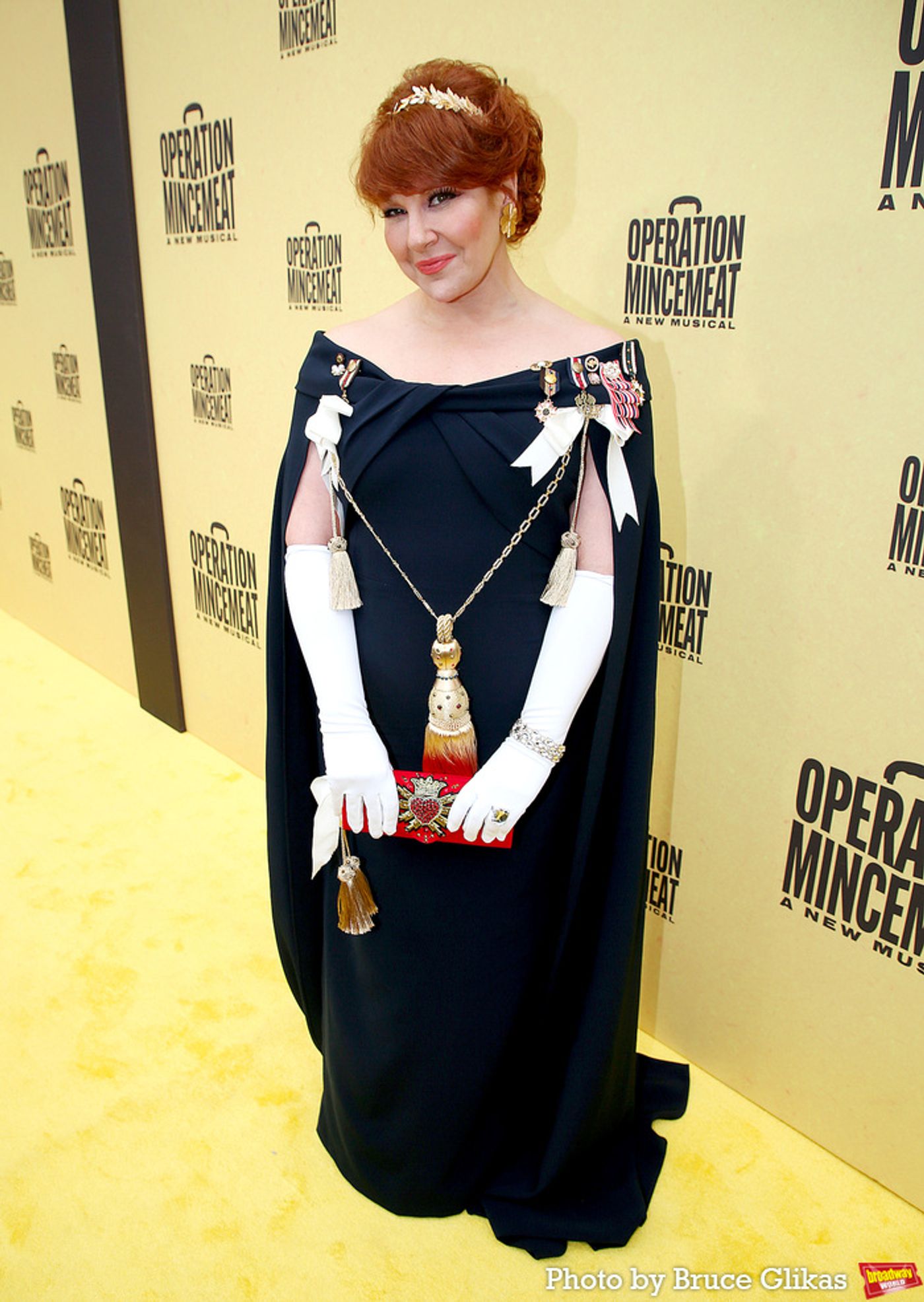 Photos: Stars Walk the Red Carpet on Opening Night of  OPERATION MINCEMEAT  Image