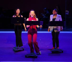 Avery Elledge, Kirsten Scott, Charlotte Odunsanya
 Photo