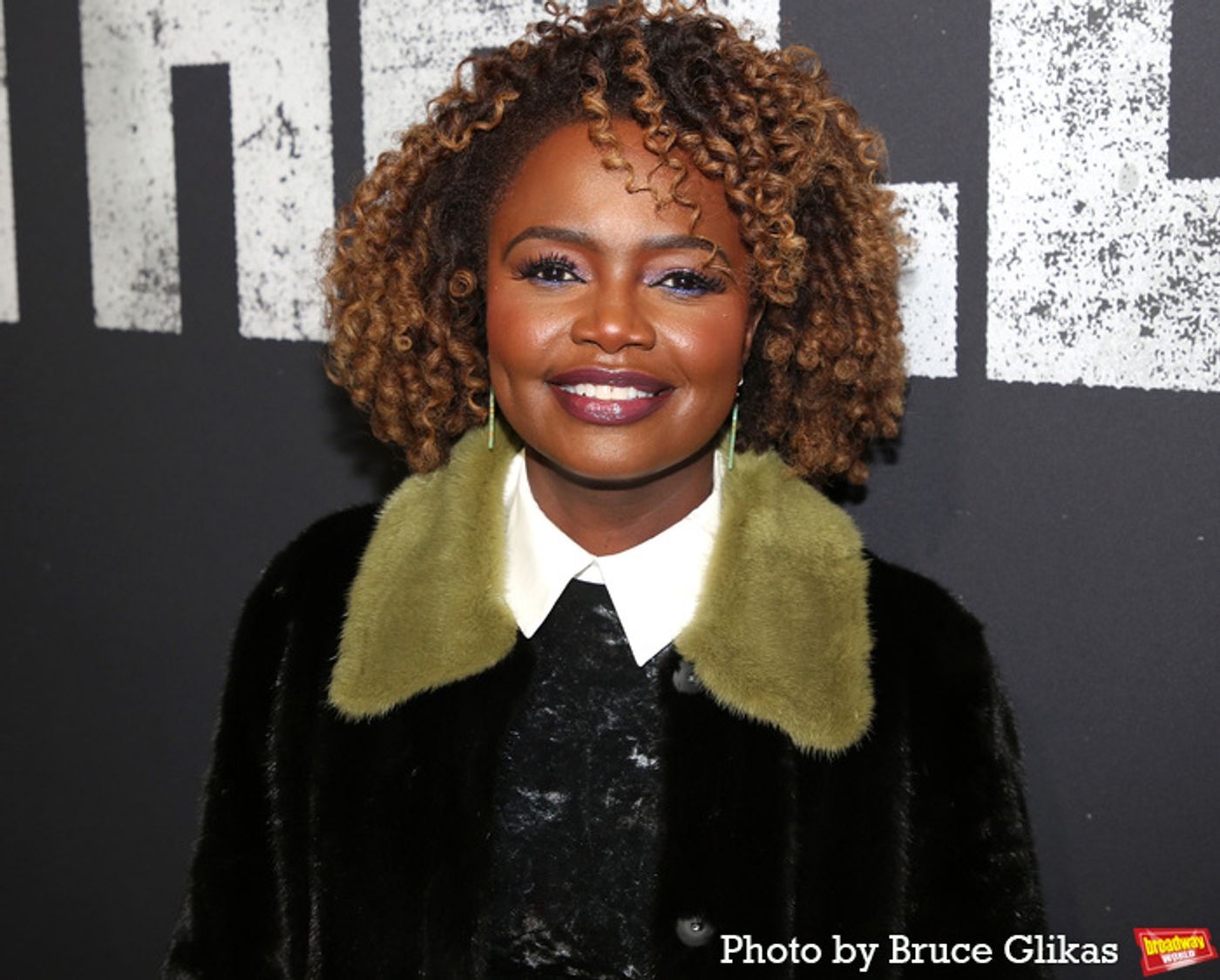 Photos: OTHELLO Brings Out Joe Biden, Jennifer Lopez and More on Opening Night  Image