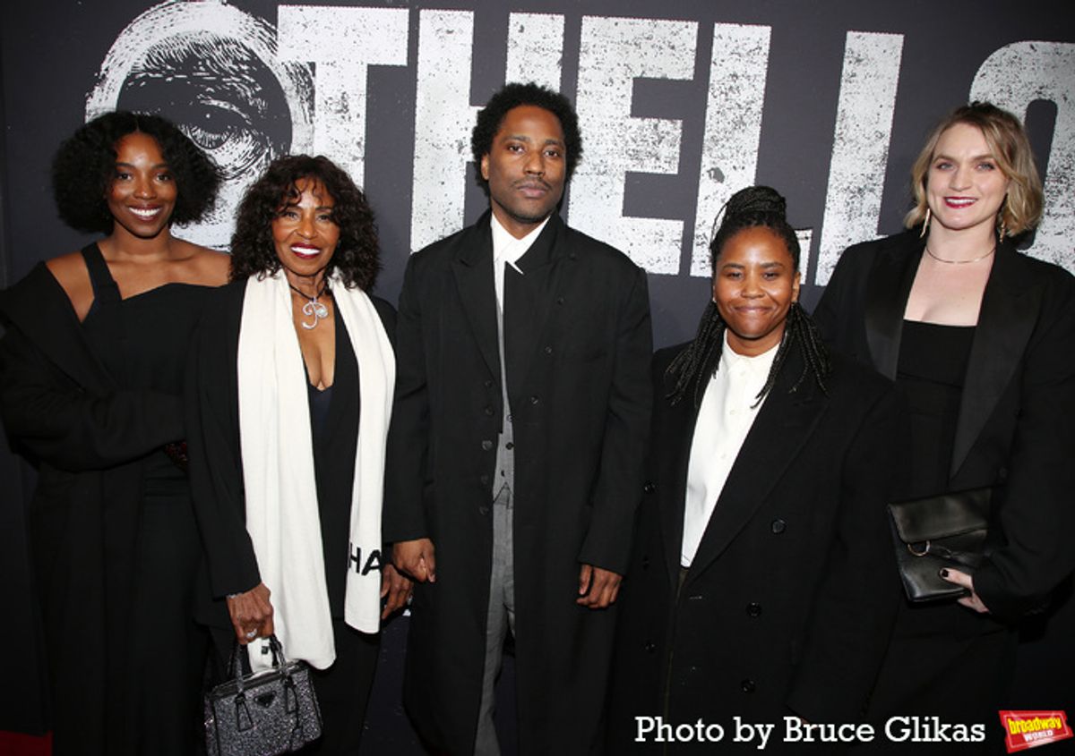 Olivia Washington, Pauletta Washington, John David Washington, Katia Washington and Colleen Wilson at 
