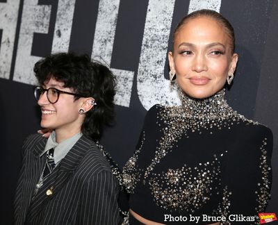 Emme Maribel Muniz and Jennifer Lopez Photo