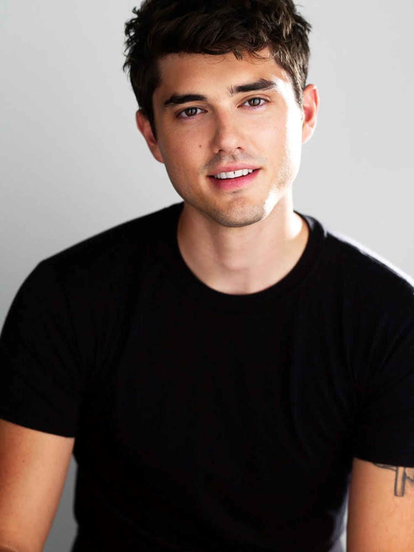 Meet the Cast of STRANGER THINGS: THE FIRST SHADOW, Now on Broadway  Image