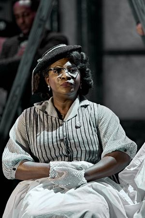 Landi Oshinowo @ BroadwayWorld Landi Oshinowo Photo