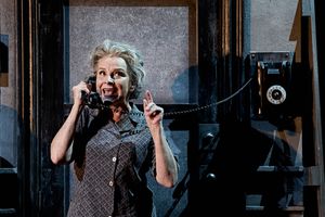 Sally Ann Triplett Photo