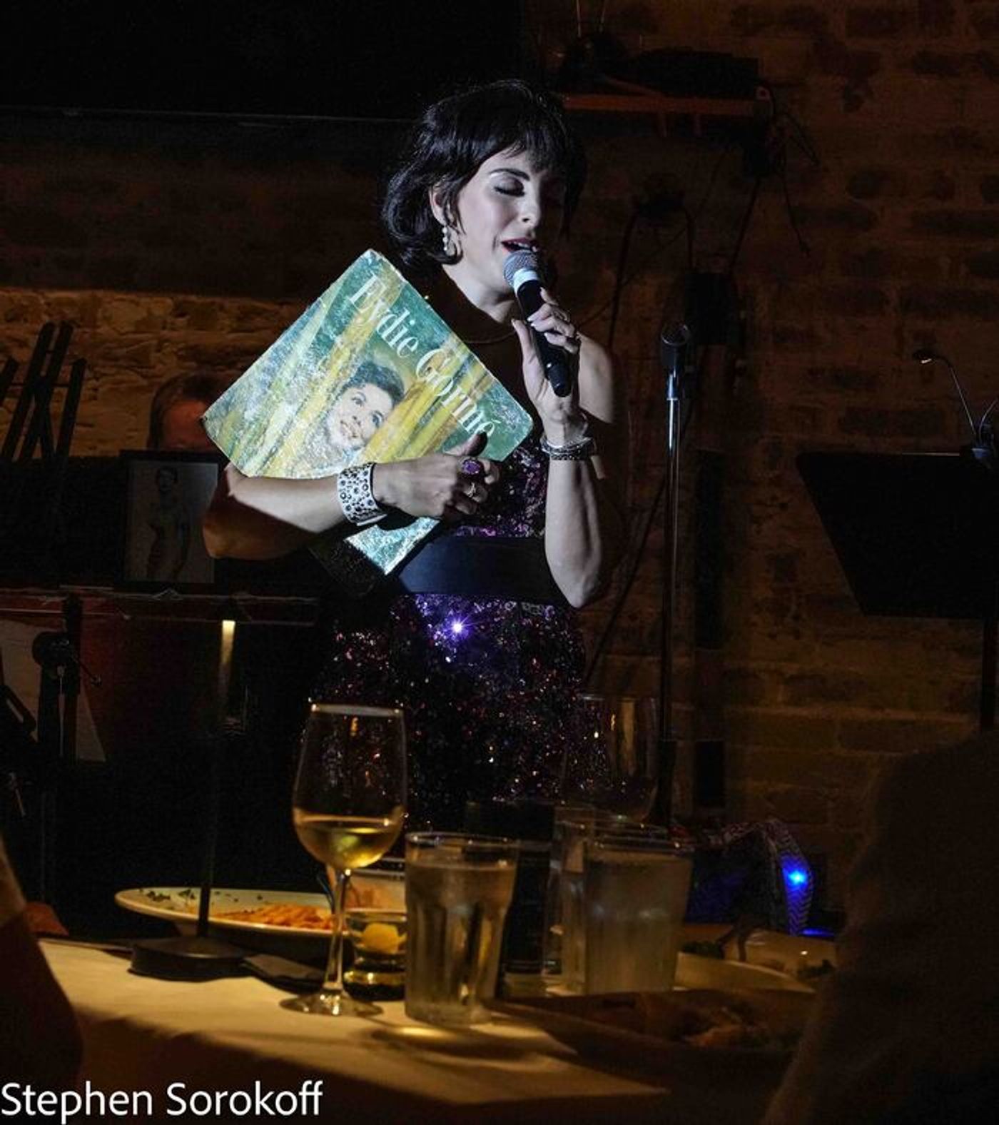 Photos: Dawn Derow Tributes Eydie Gormè at Cafe Centro  Image