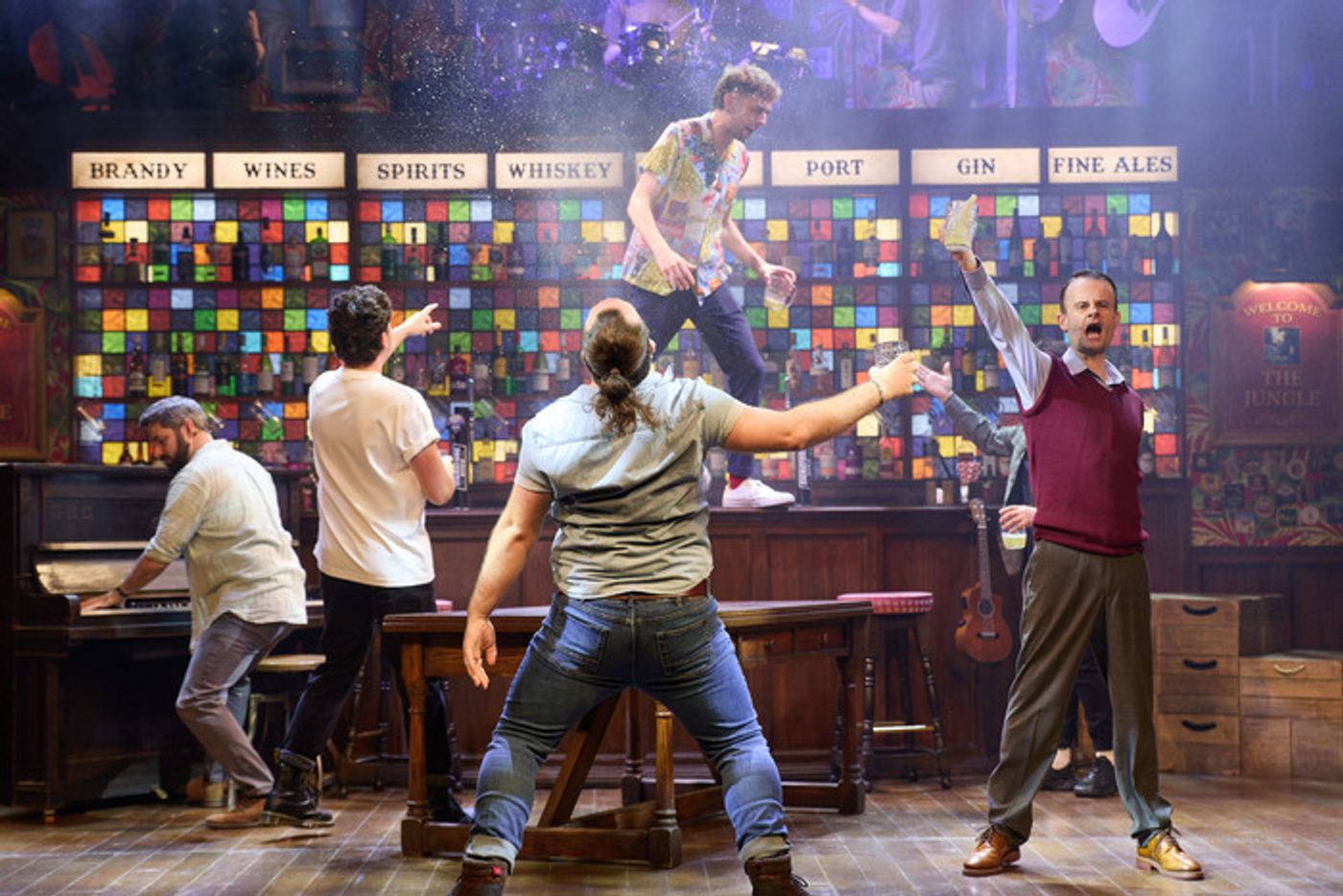 Photos: THE CHOIR OF MAN West End Cast at The Arts Theatre  Image