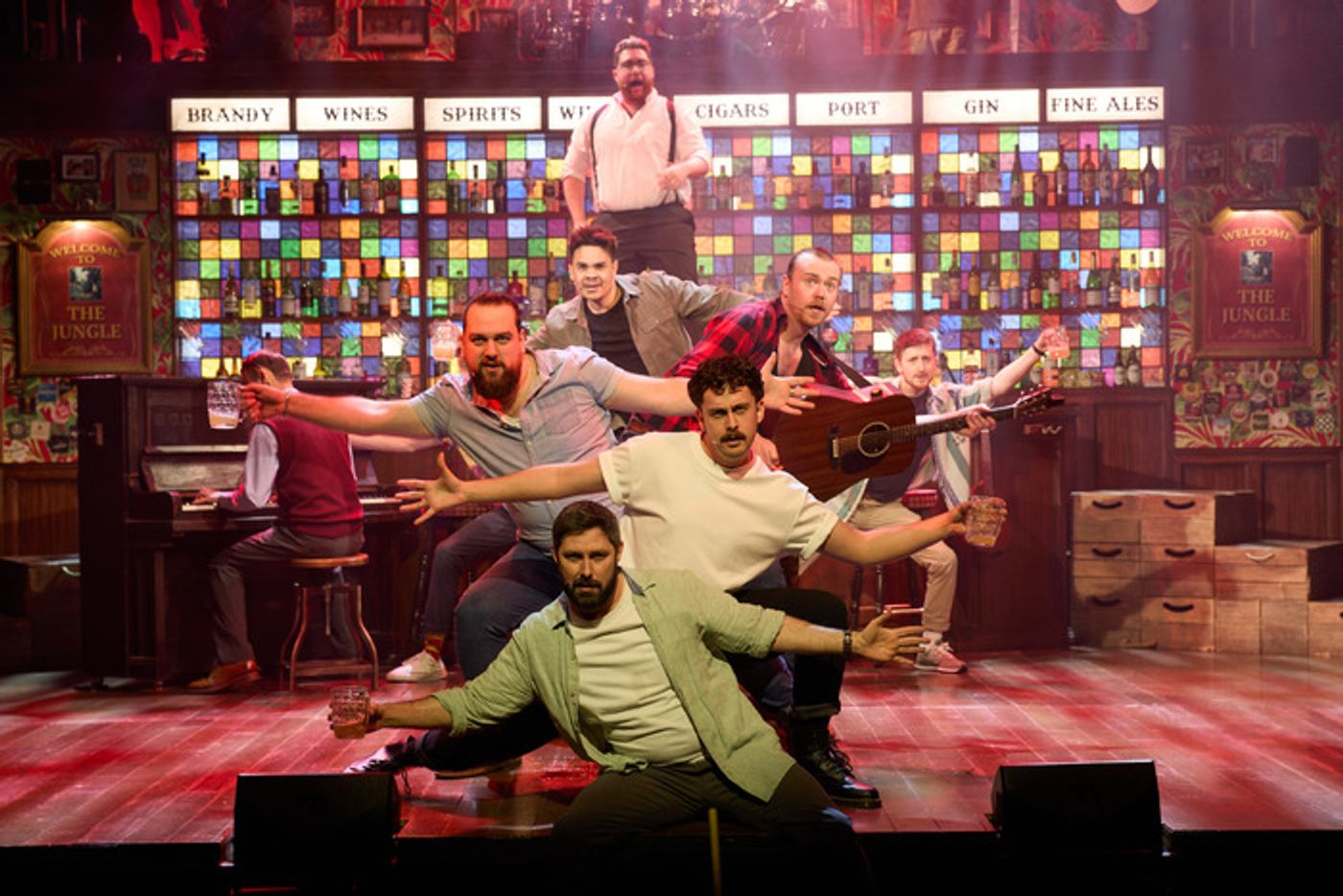 Photos: THE CHOIR OF MAN West End Cast at The Arts Theatre  Image