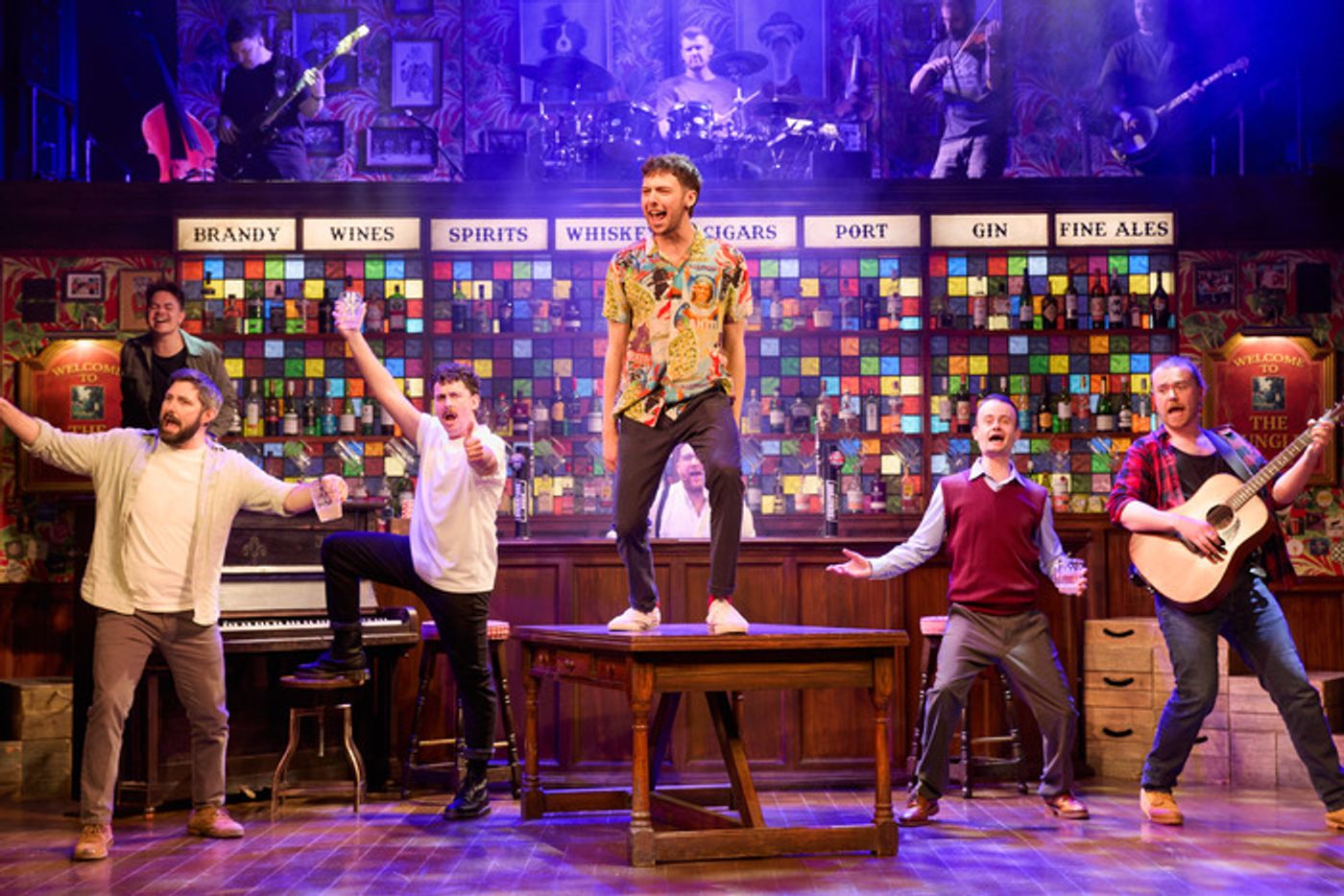 Photos: THE CHOIR OF MAN West End Cast at The Arts Theatre  Image