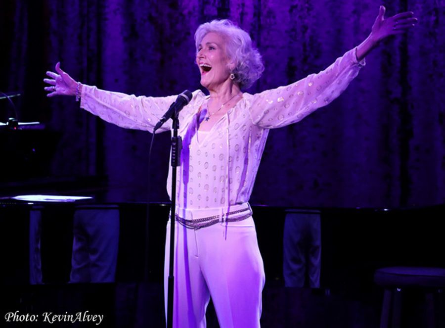 Photos: Karen Mason Returns To the Birdland Jazz Stage Image