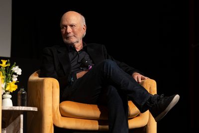 JAMES BURROWS  Photo