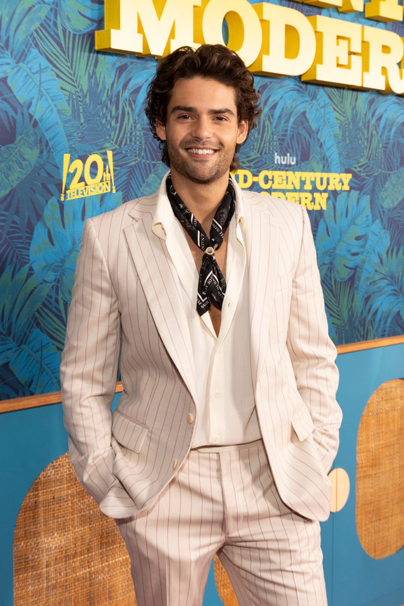 Photos: Hulu's MID-CENTURY MODERN Premieres In Los Angeles  Image