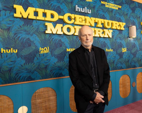 JAMES BURROWS Photo