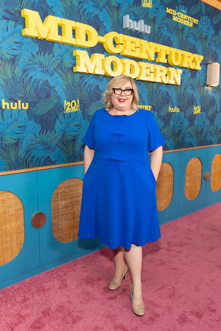 Photos: Hulu's MID-CENTURY MODERN Premieres In Los Angeles Image