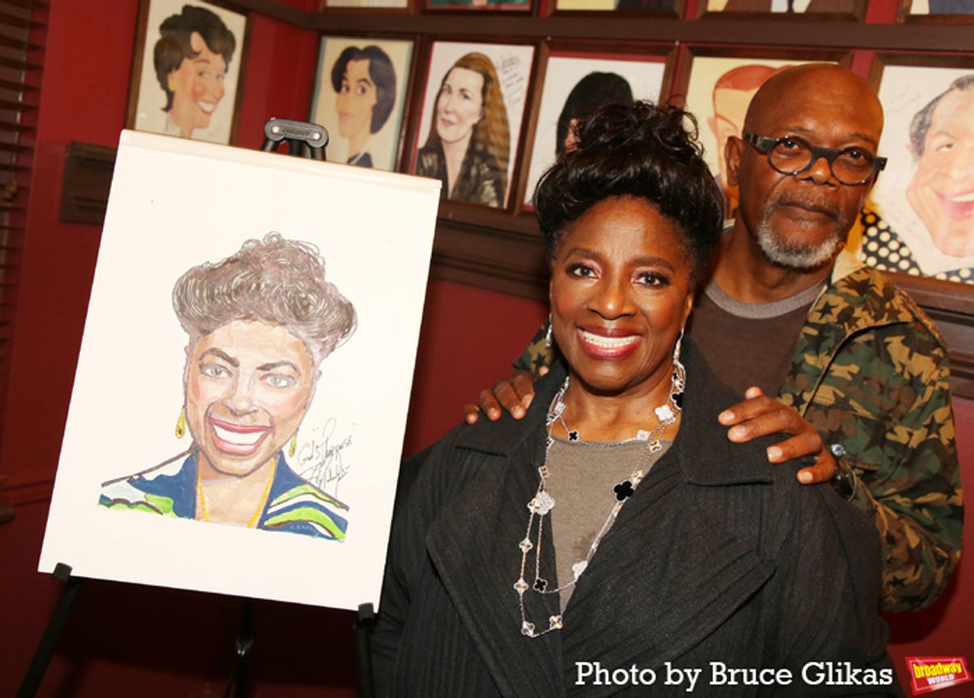 Photos: LaTanya Richardson Jackson Receives Portrait at Sardi's  Image